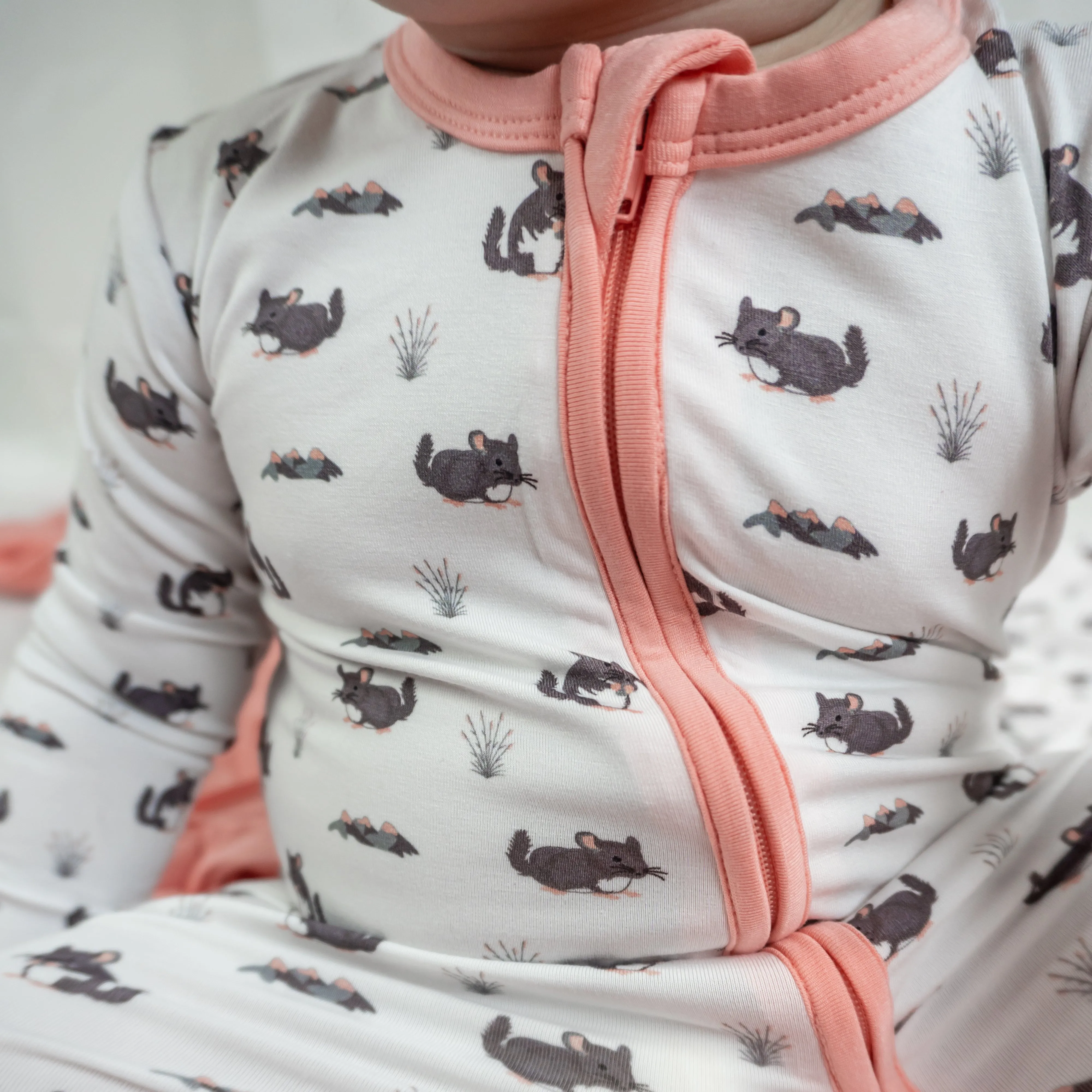 Chinchilla | Zip Convertible