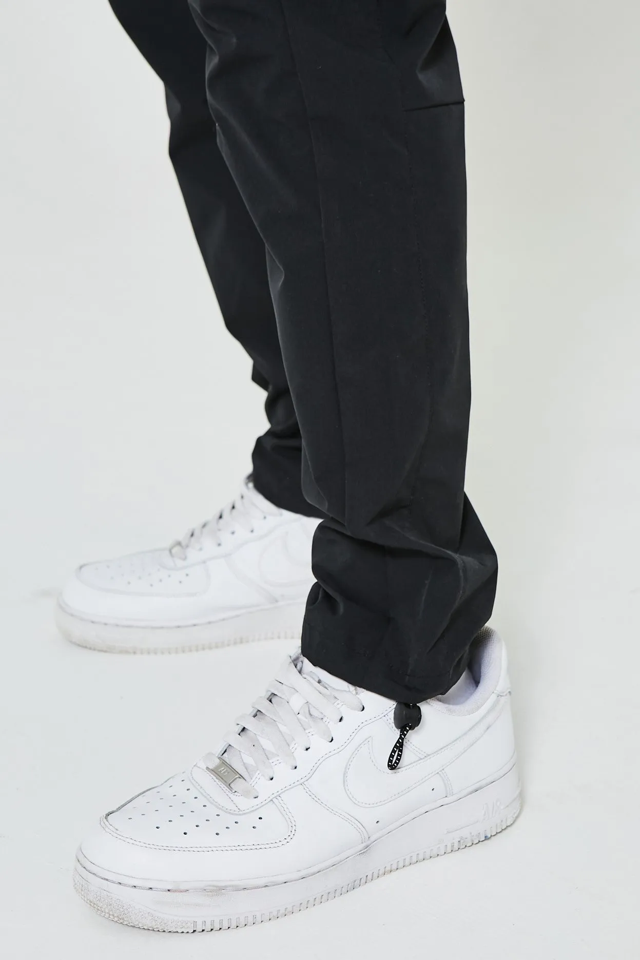 King Street Tapered Cargo Woven Pants - Black