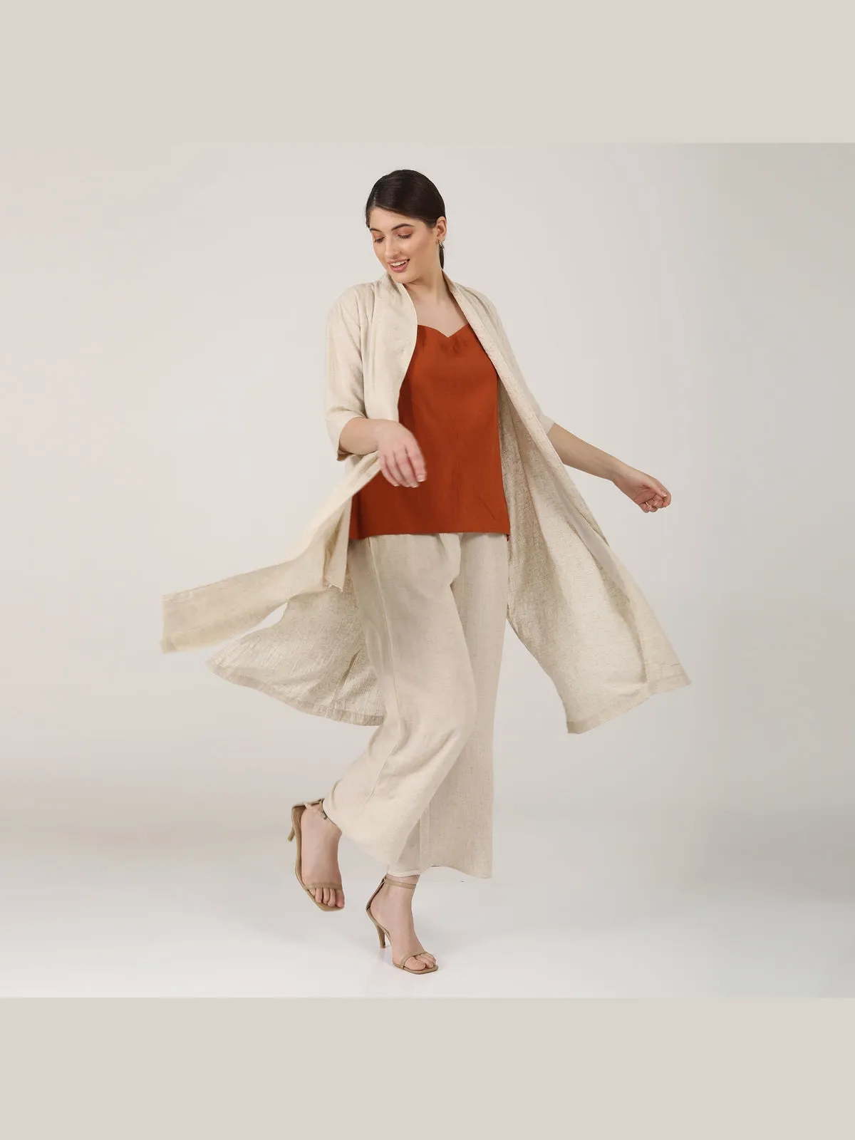 Women Linen Solid Pleated Front Trousers