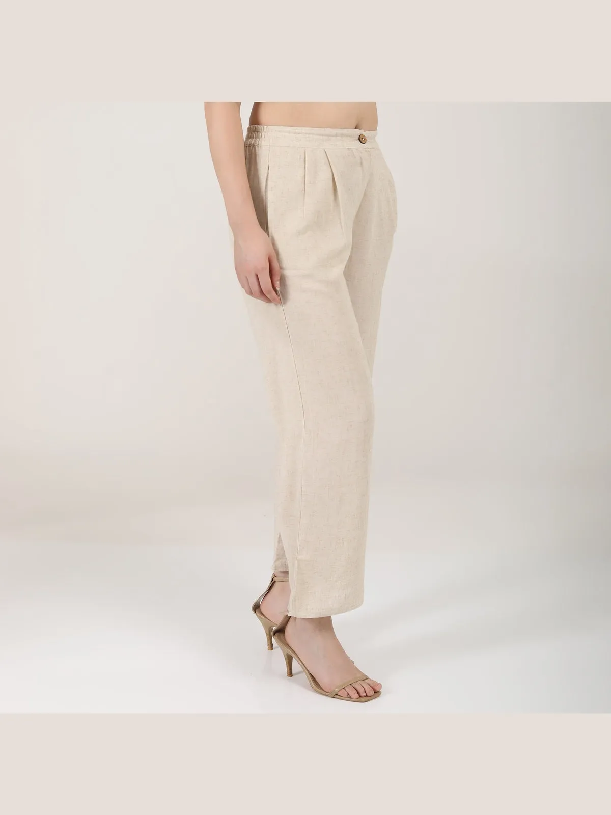 Women Linen Solid Pleated Front Trousers